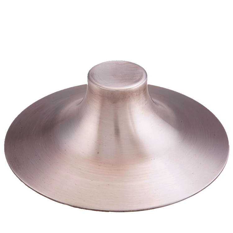 Filature de m&eacute;tal CNC en usine 
